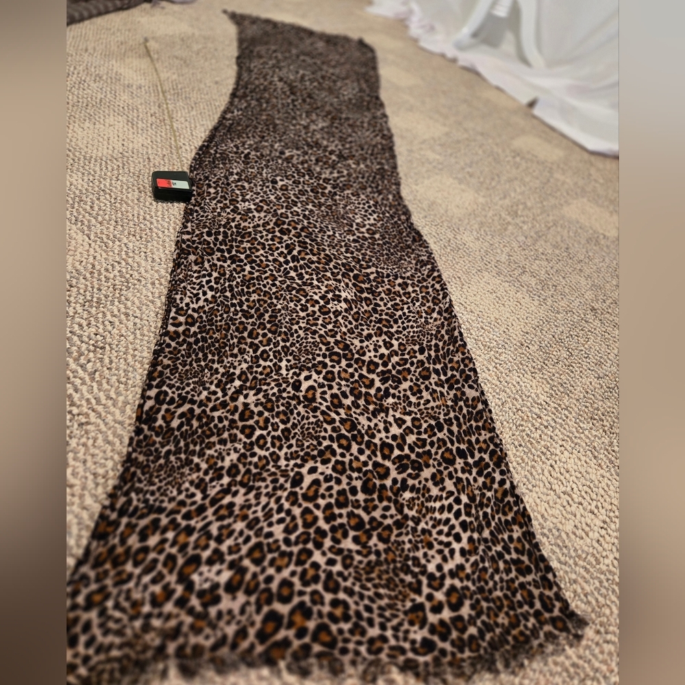 Leopard Print Scarf - Picture 3 of 5